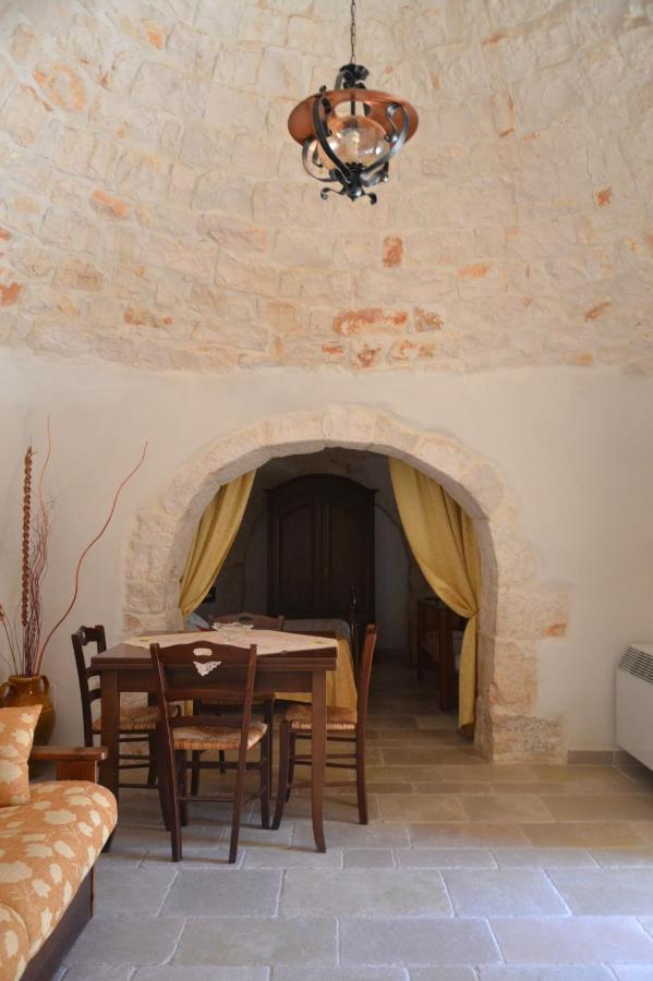 Masseria Montanaro Cisternino Exterior photo