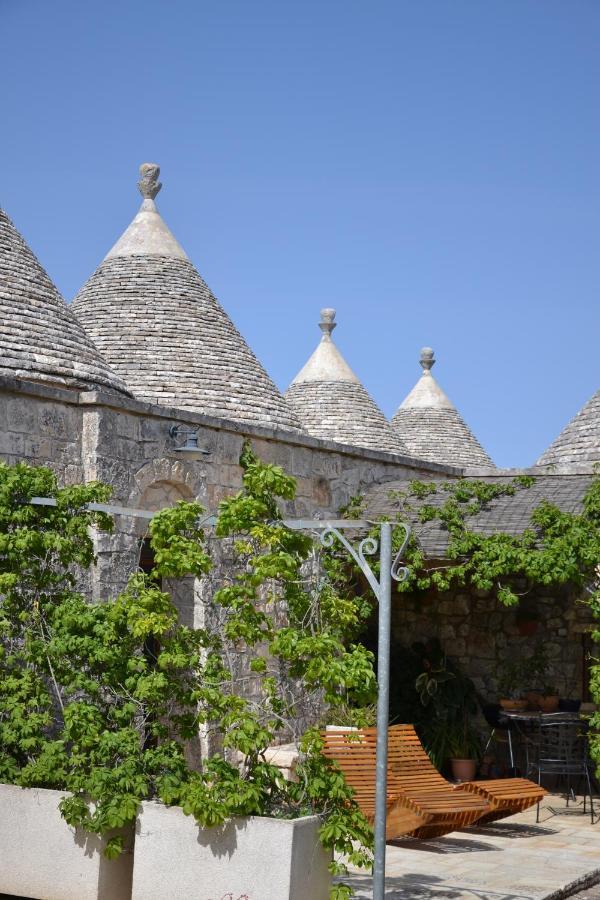 Masseria Montanaro Cisternino Exterior photo