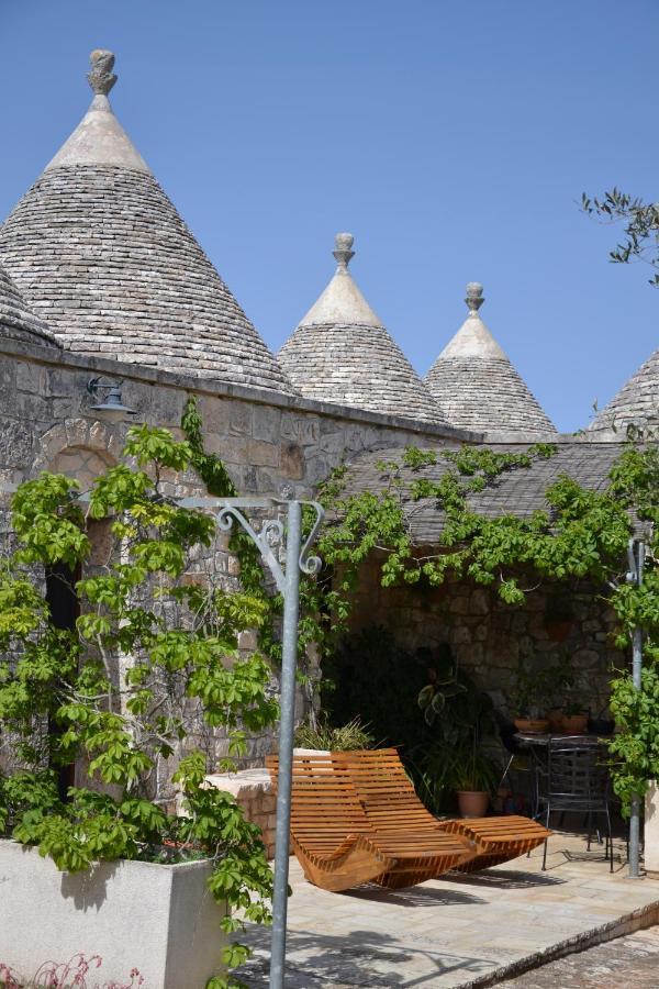Masseria Montanaro Cisternino Exterior photo