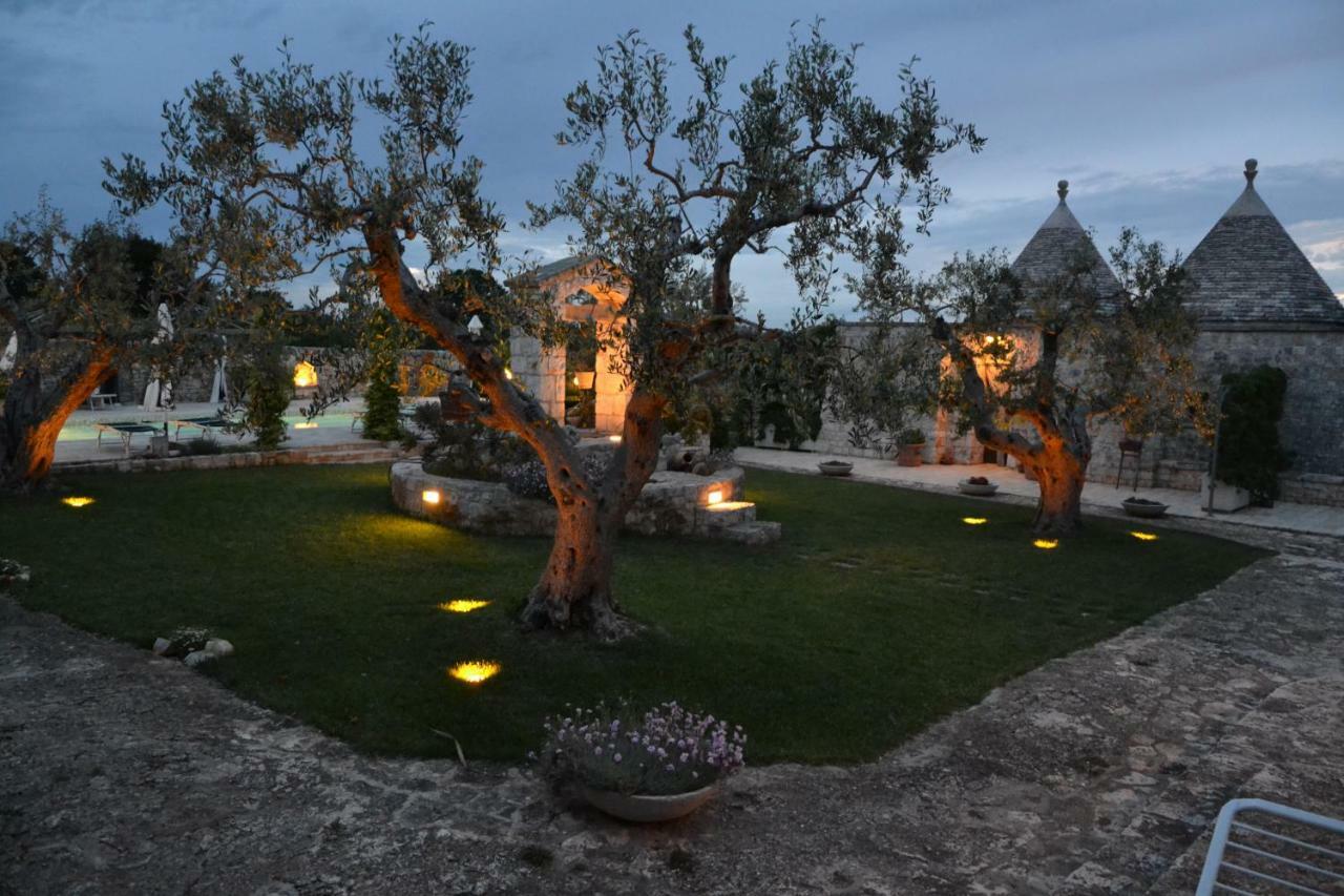 Masseria Montanaro Cisternino Exterior photo